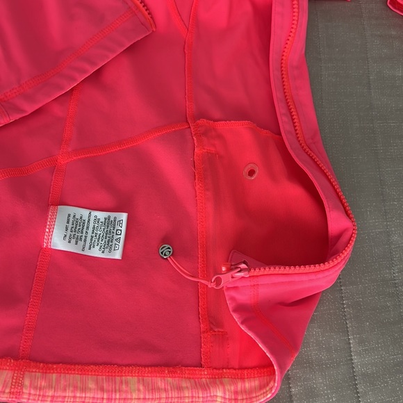 (KIRKLAND Signature) Ladies work out jacket size L - Picture 16 of 16